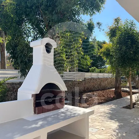 Bali Con Piscina E Giardino Privato By Cala Salento Villa